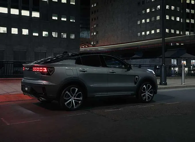 Lynk & Co 05 Lynk & Co 05